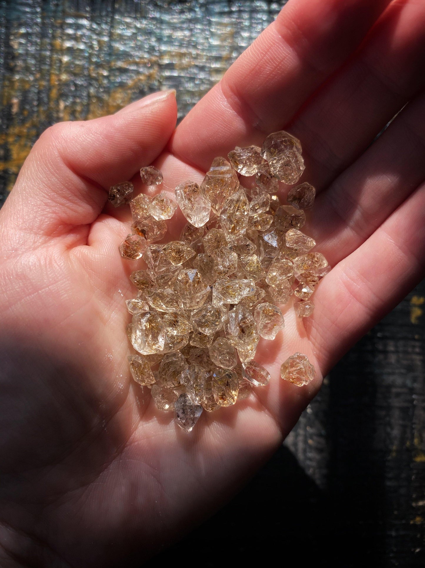 Black Carbon (fluorescent) Petroleum Herkimer-like Diamond Quartz (Enhydro)