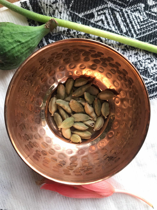 Cardamom Pods (Elettaria cardamomum) - Witching Herbs